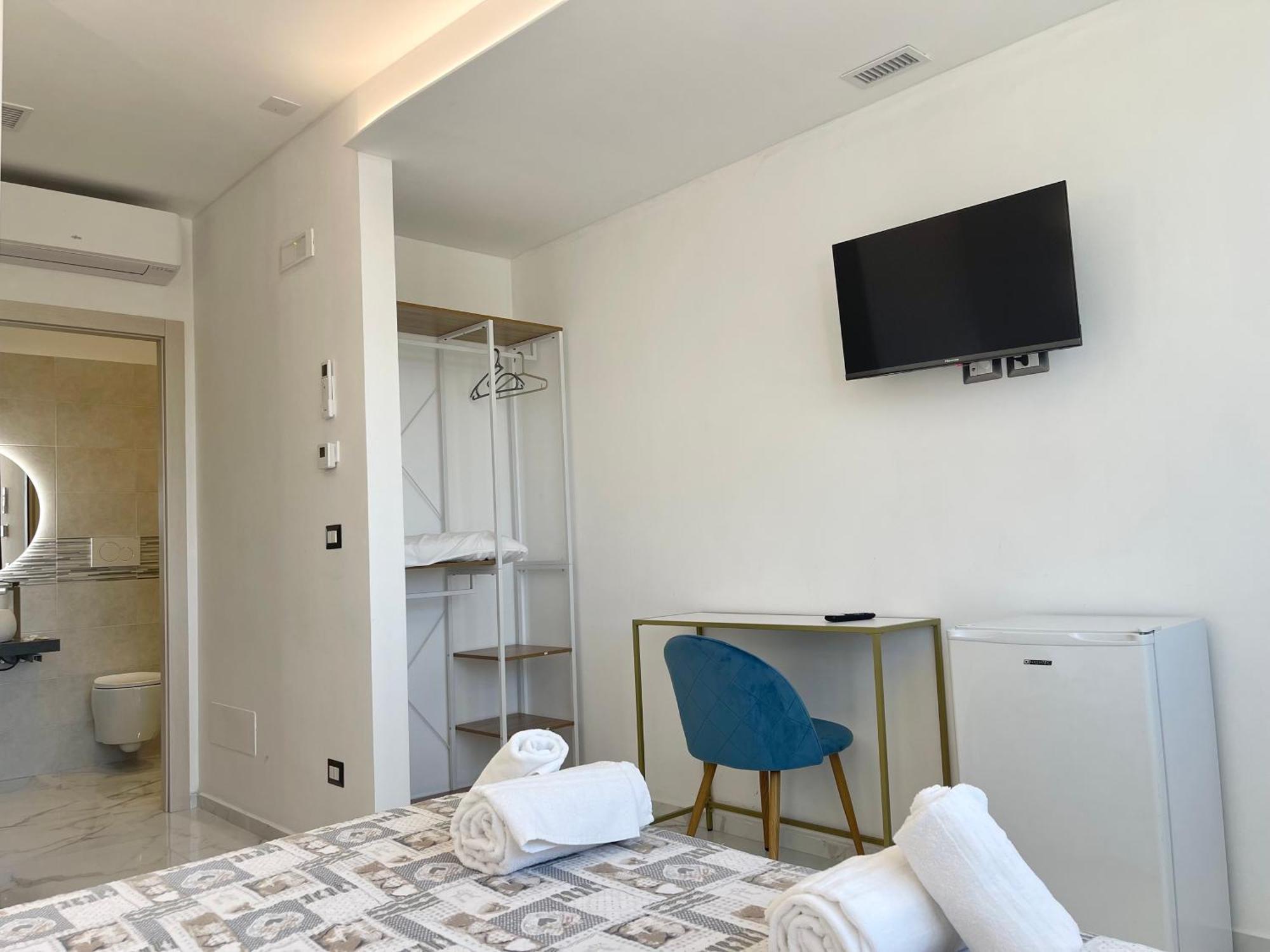 Romano'S Luxury Stay B&B Бари Экстерьер фото