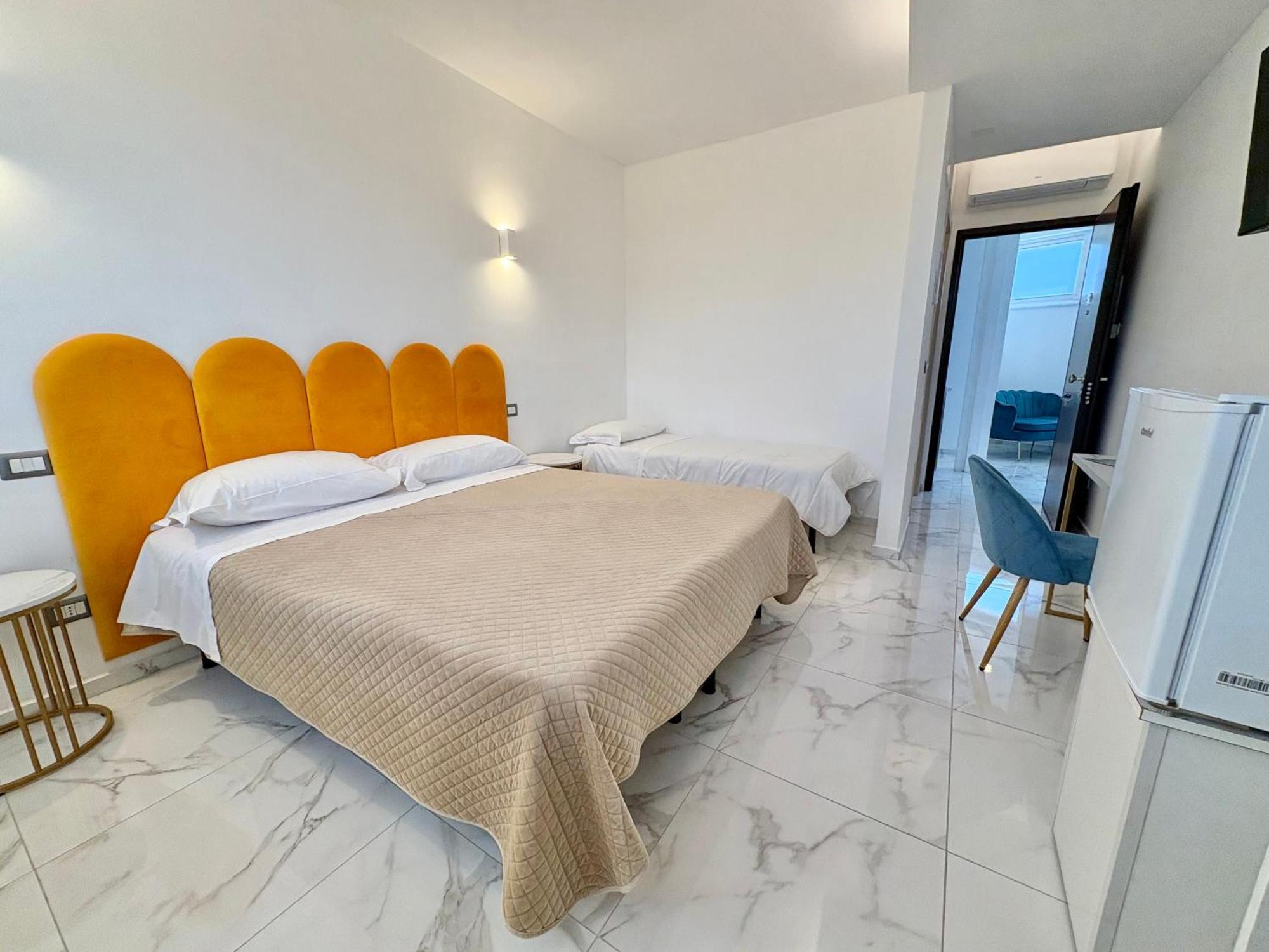 Romano'S Luxury Stay B&B Бари Экстерьер фото